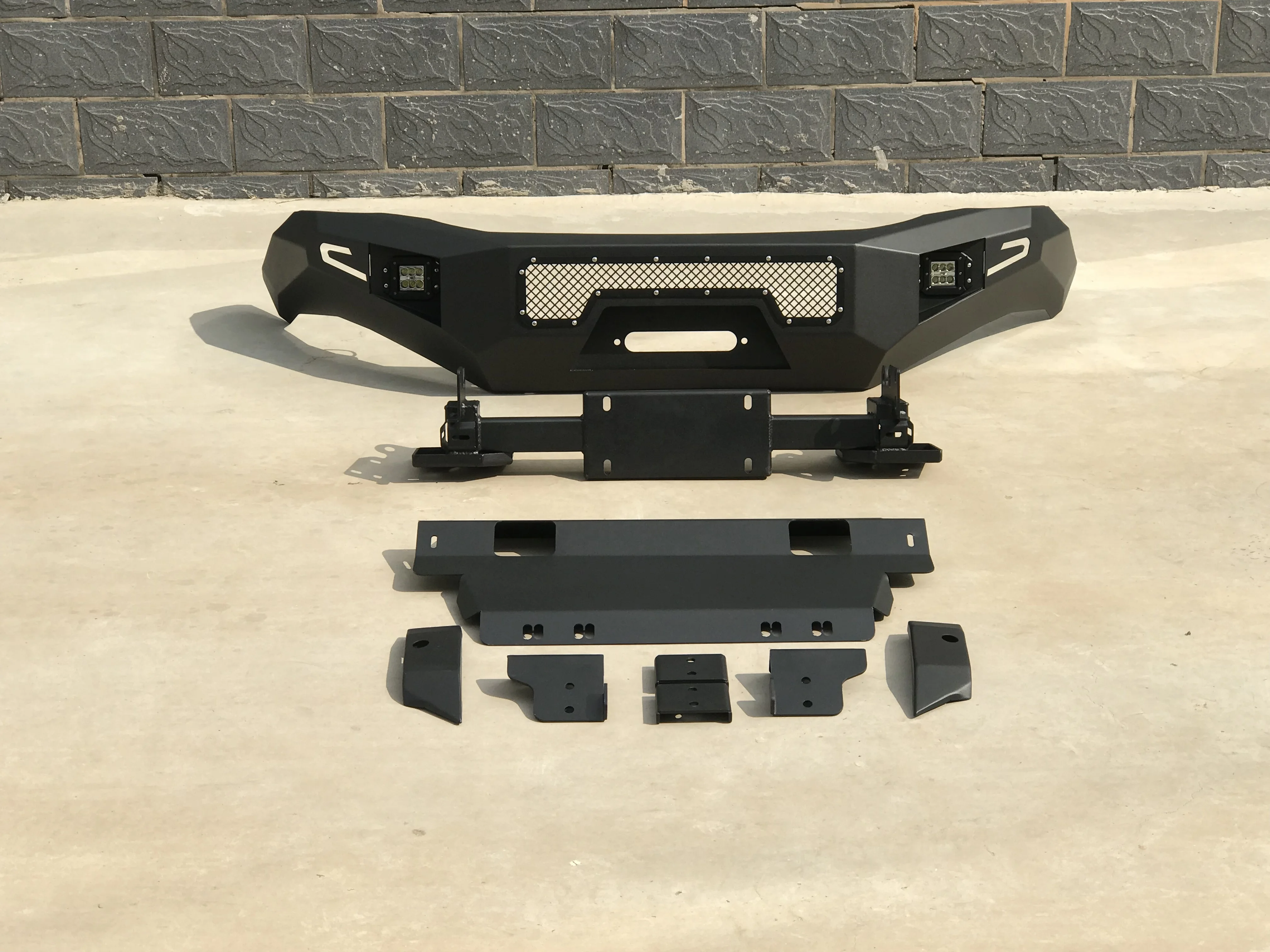 Front Bull Bar, for Toyota Hilux Revo, 4x4 Heavy Duty Steel Bumper Guard, with Winch Plate, Off-Road Safari Collision Kit