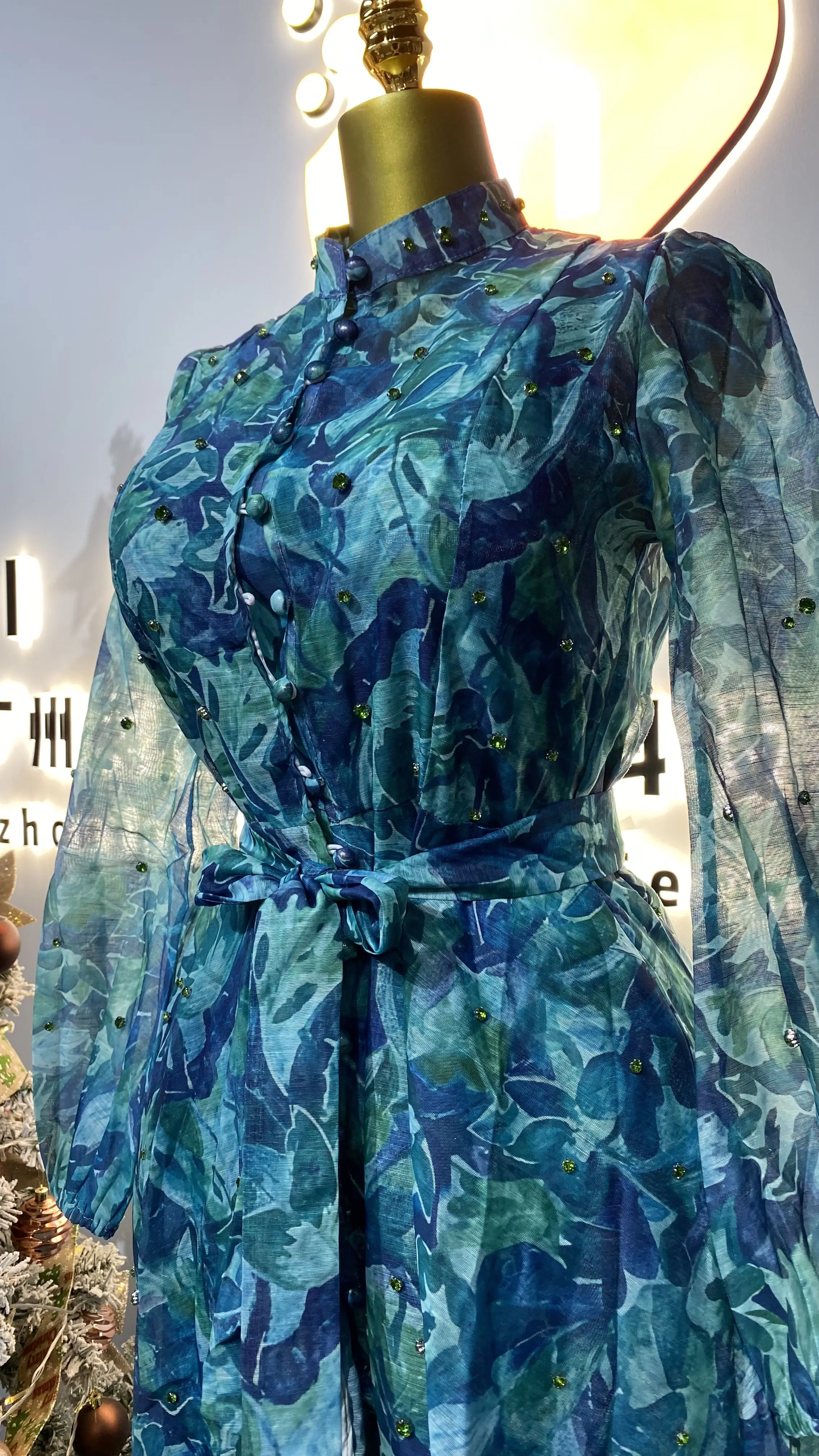 Womens New Lightweight Luxury Nail Diamond Design Single Breasted Waist Large Swing Dress-GZMM277