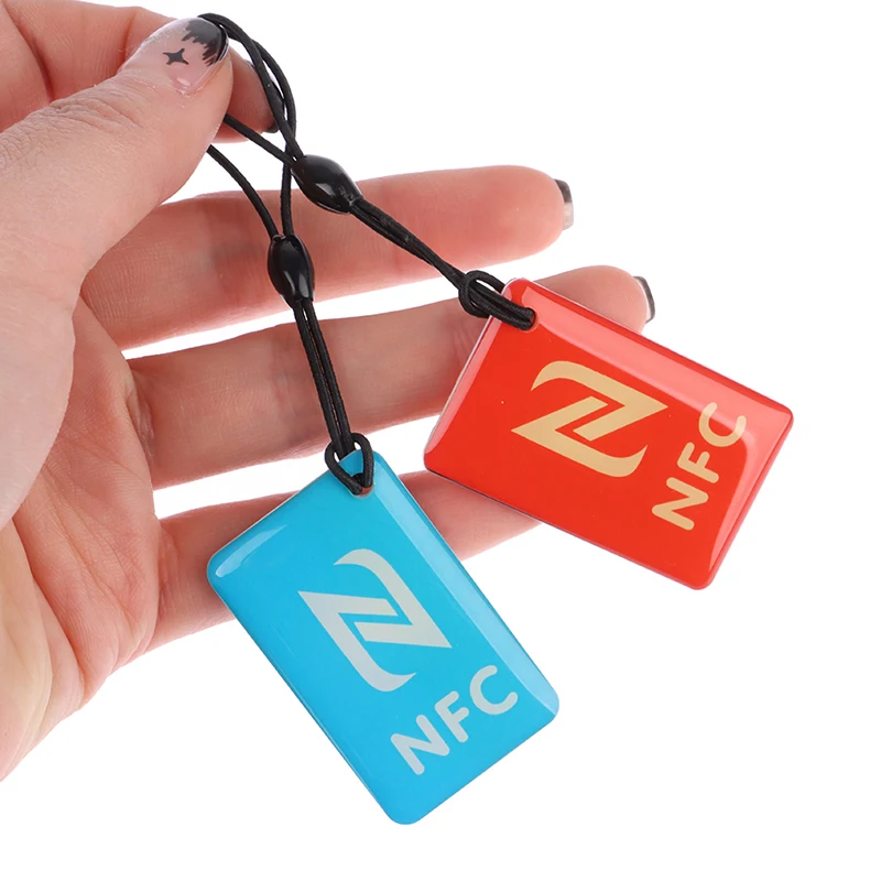 NFC adhesive dripping card NTAG213 Smart Card 148bytes For All NFC Enabled Phone Smart Business Card