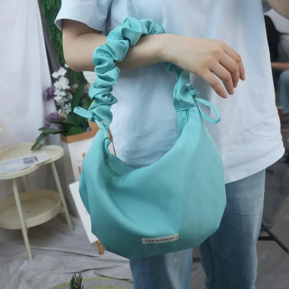 

Fashion Designer Pleated Shoulder Bag Large Capacity Solid Color Hobos Crossbody Bag Casual Leightweight Women's Tote Bag Female