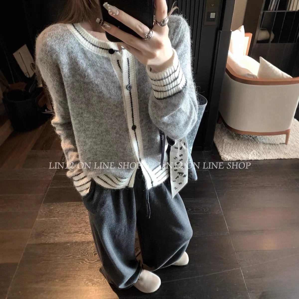 Women Grey O-Neck Cardigan Autumn Sweater Preppy Style Long Sleeves Striped Cashmere Sweater Vintage Knitwear Y2k 2000s Clothes