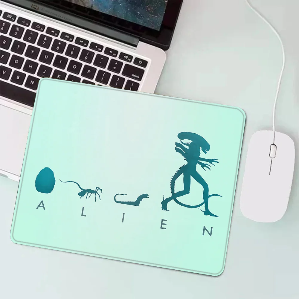 Alien Romulus Gaming Mouse Pad XS Small Mousepad For PC Gamer Desktop Decoration Office Mouse Mat Deskmat Rug