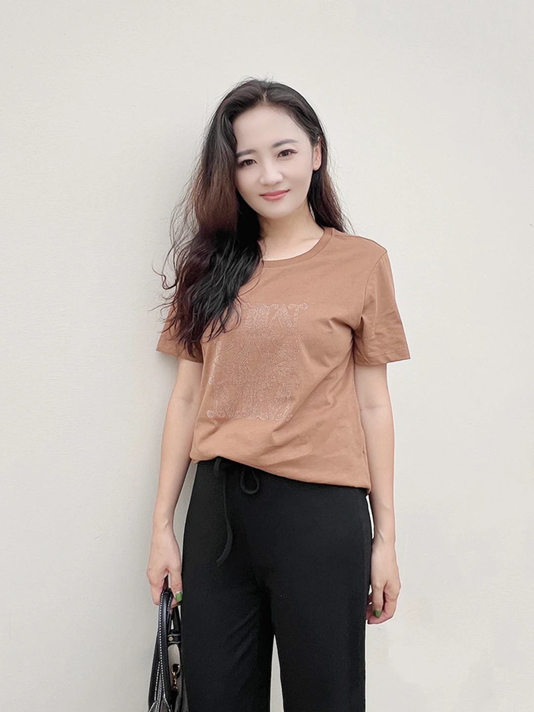 

Романтическая коричневая футболка из мягкого хлопка ort Sve с буквенным принтом, повседневный удобный универсальный топ с короткими рукавами для женщин