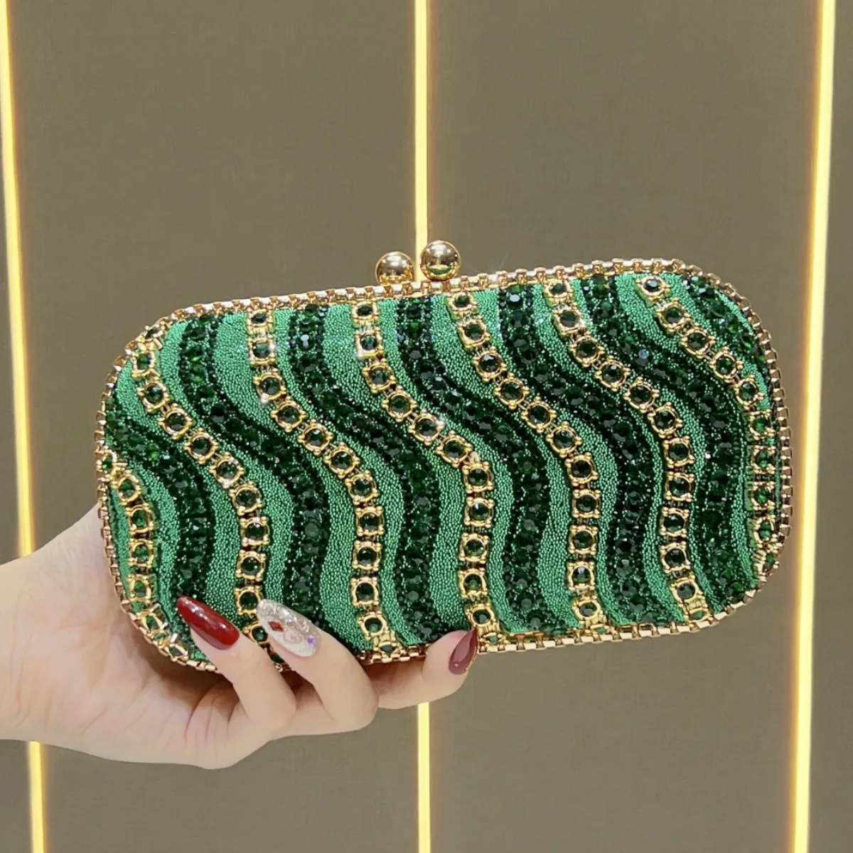 New celebrity exquisite clutch bag, high-end diamond-encrusted bag, women's luxury rhinestone dinner bag, niche clutch bag