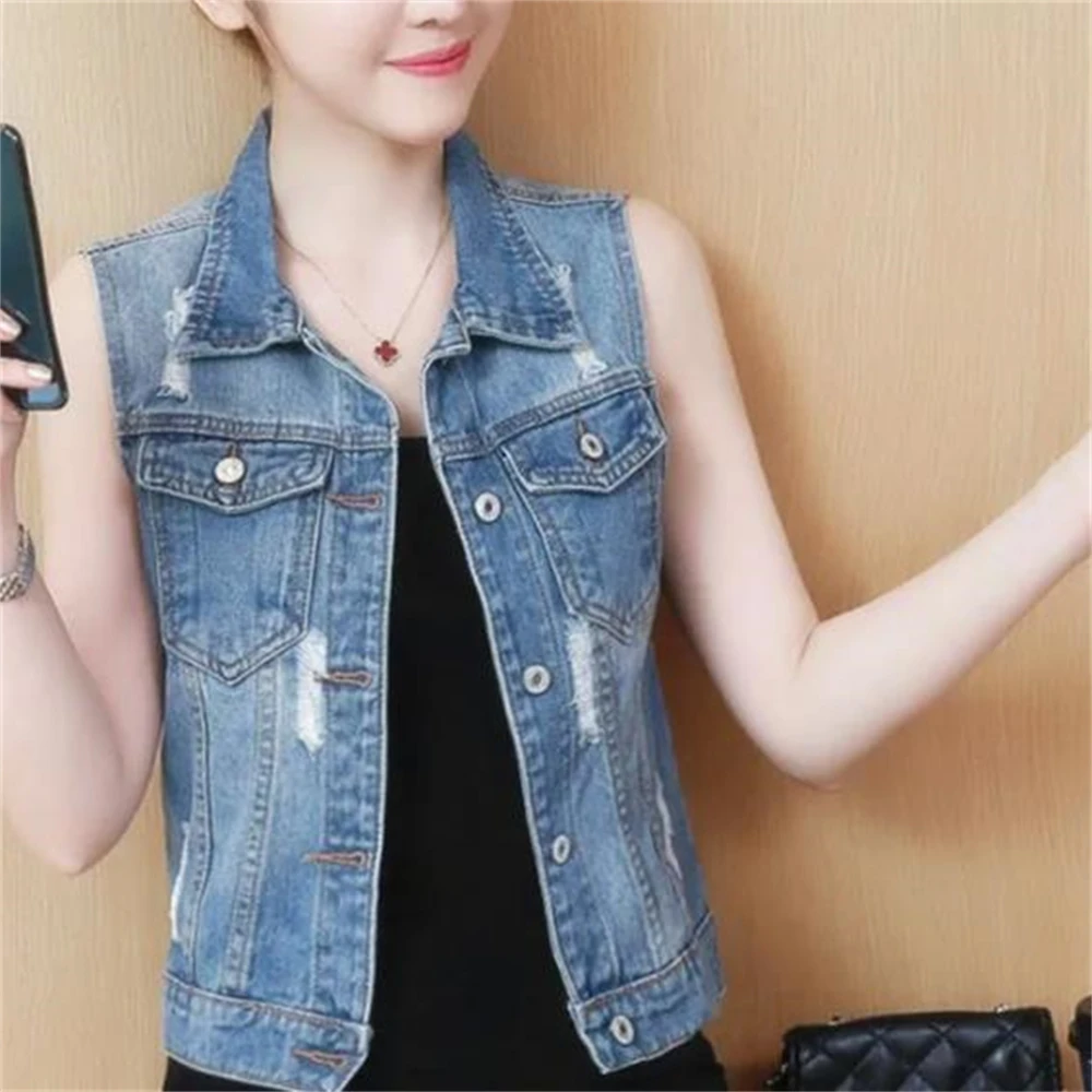 Autumn Women Denim Vests Sleeveless Waistcoat Students Casual Jean Tops Slim Jackets Hole Spring Slim Outersear Burrs Vest