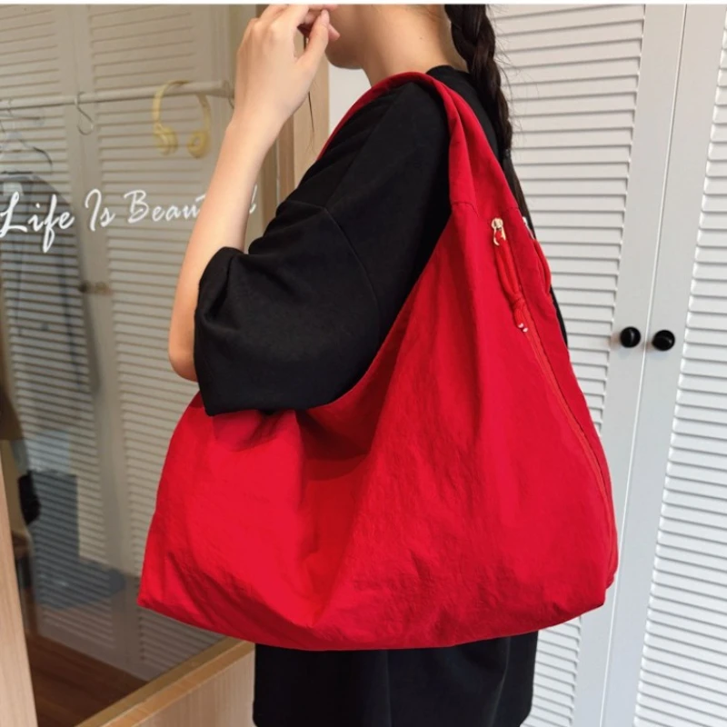bolsa-tote-grande-de-nylon-para-mulheres-bolsa-de-ombro-estilosa-e-leve-com-ziper-perfeita-para-uso-diario-compras-viagens-e-trabalho