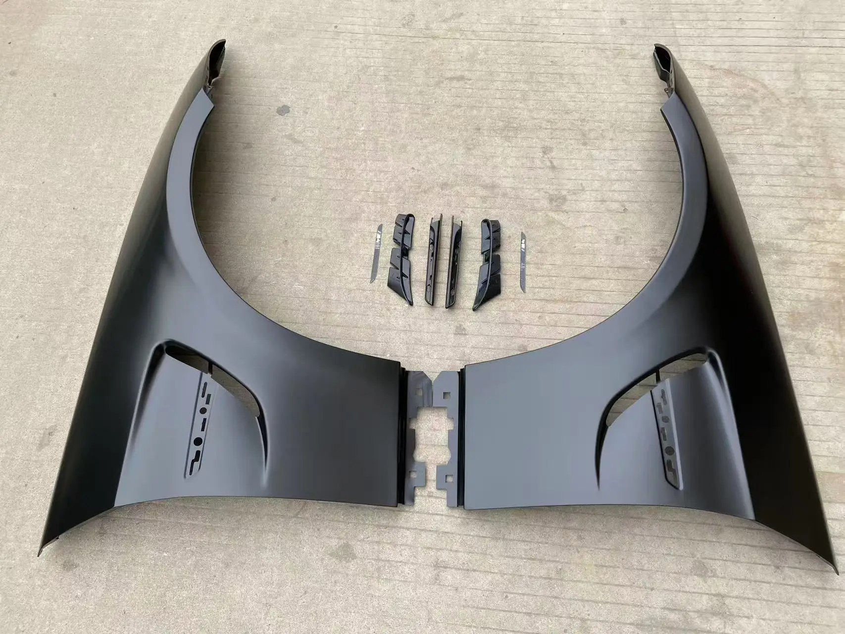 حاجز جديد عالي الجودة لـ E92 Lci M4 #5