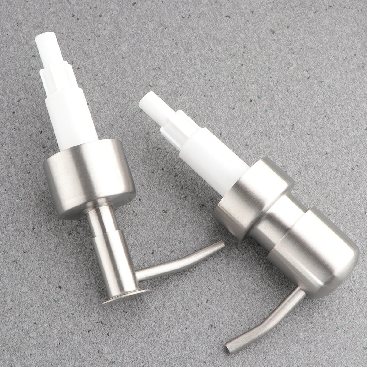 

2pcs Stainless Steel Soap Dispenser Pump Replacement For Liquid Soap Lotion Bottle Press Pump Long Nozzle Home Kitchen