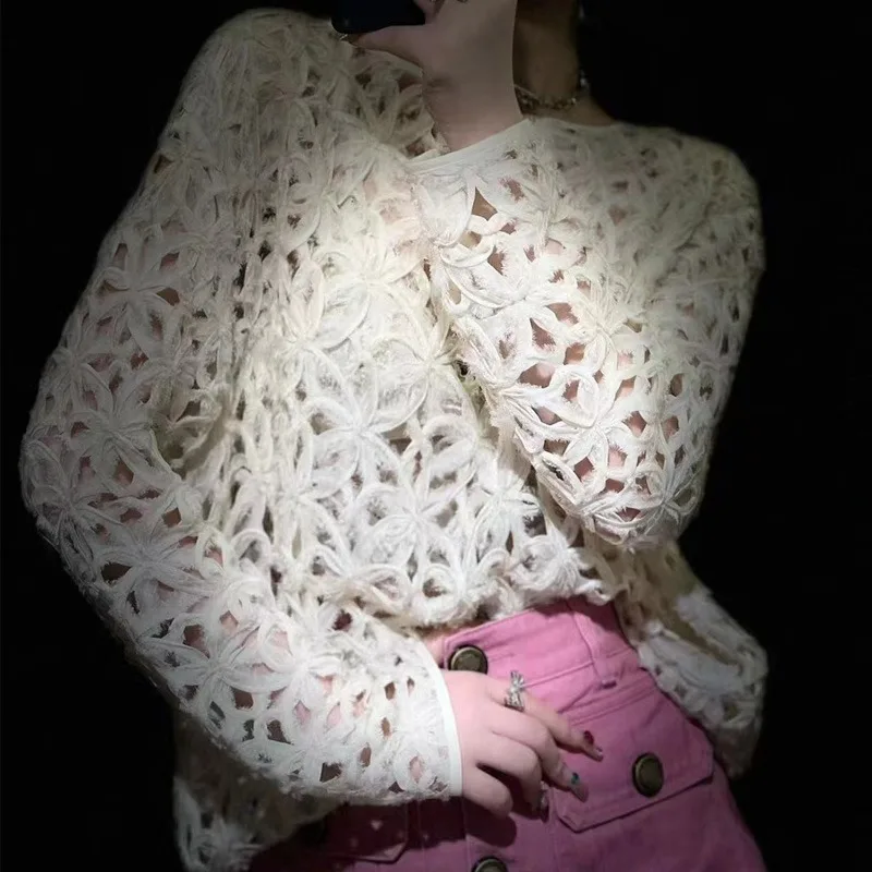 

Свободная женская футболка Long Sve Lace Me для похудения, новая европейская корейская версия, ажурный дизайн, удобные поездки на работу...
