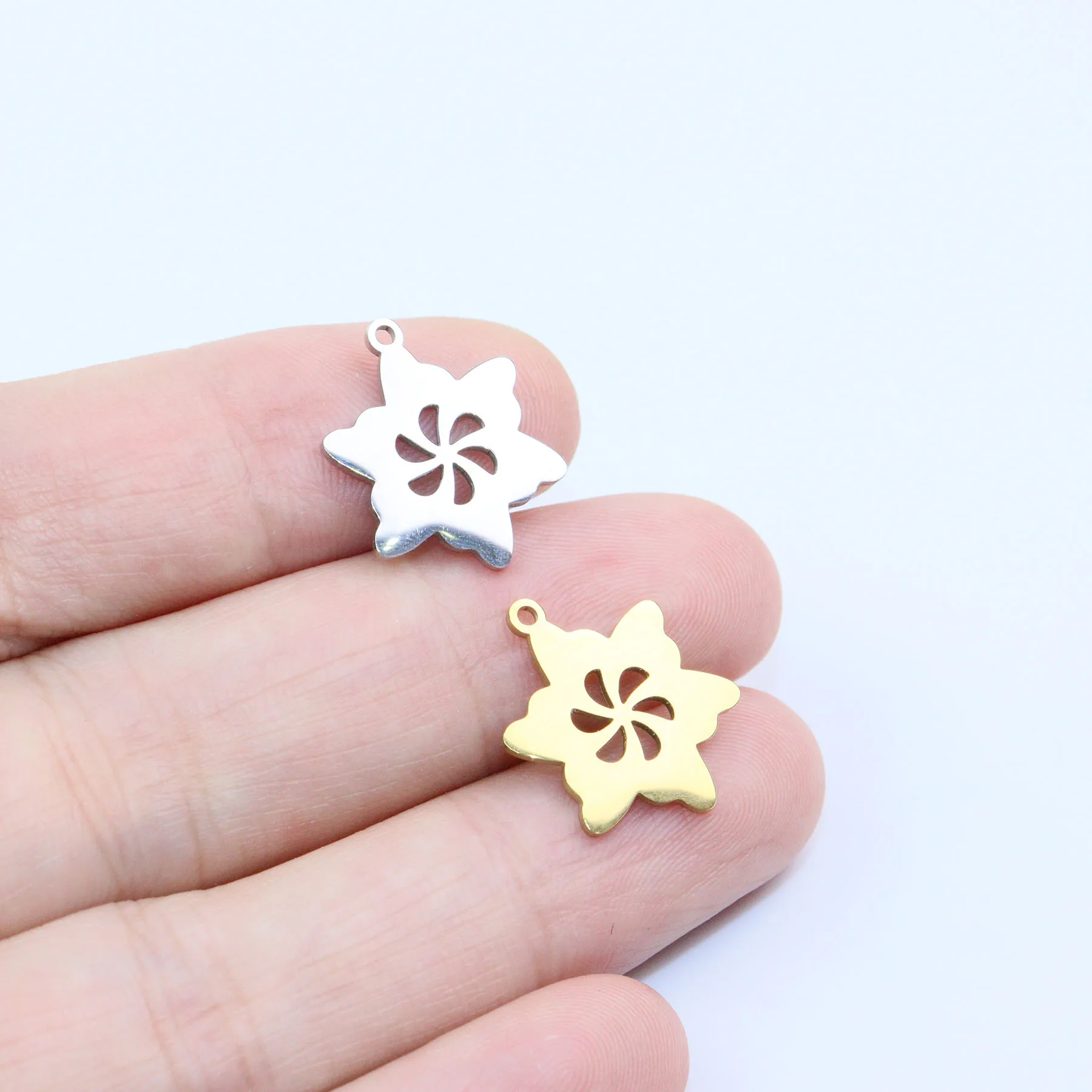 5pcs Wholesale Stainless Steel High Quality Flower Charms Pendant DIY Necklace Earrings Bracelets Vacuum Plate Unfading