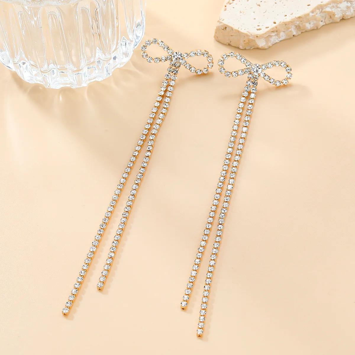 Super flash claw chain bow fringed earrings exaggerated earrings women's banquet super fairy bride jewelry earrings