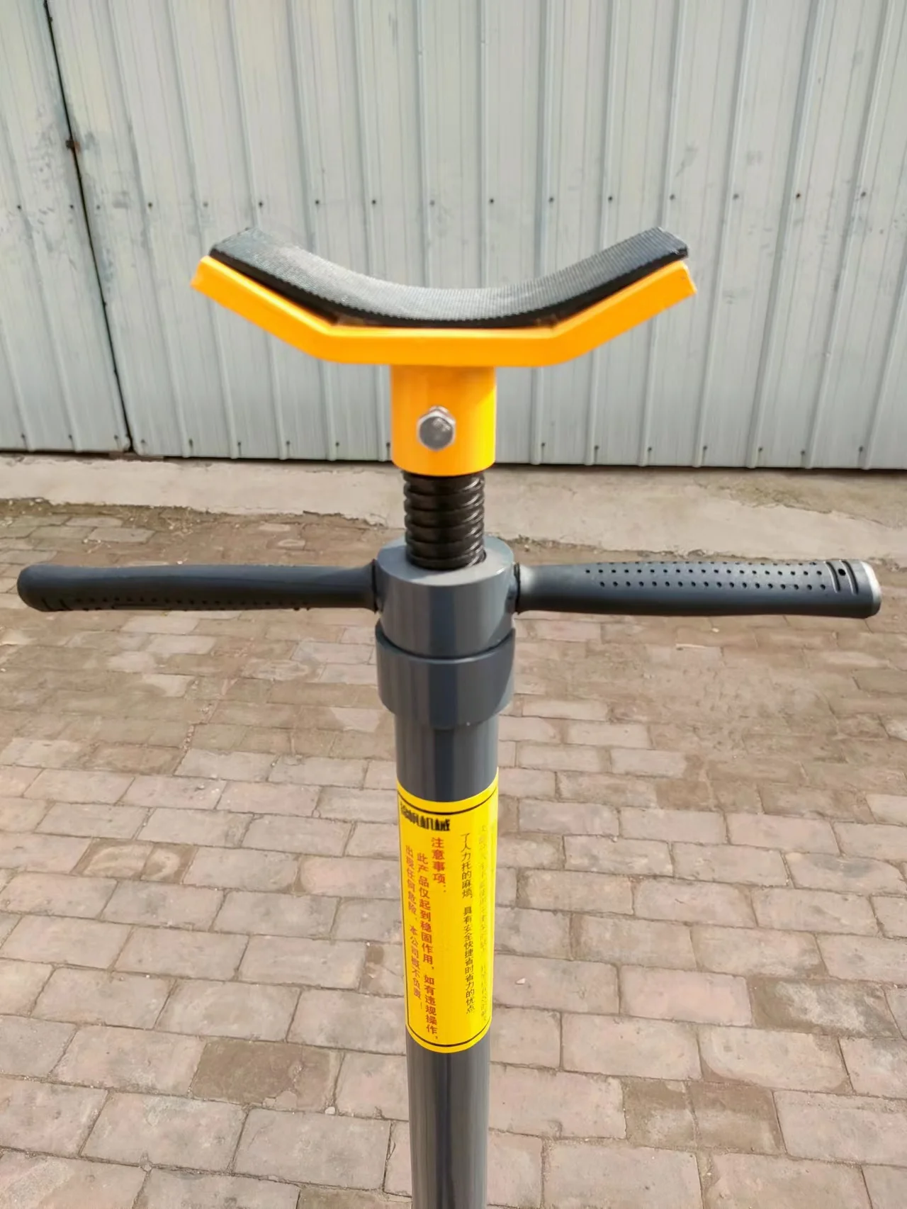 Automobile lift safety bracket safety support quick flush air release switch quality assurance maximum 1.9m minimum 1.3 meters