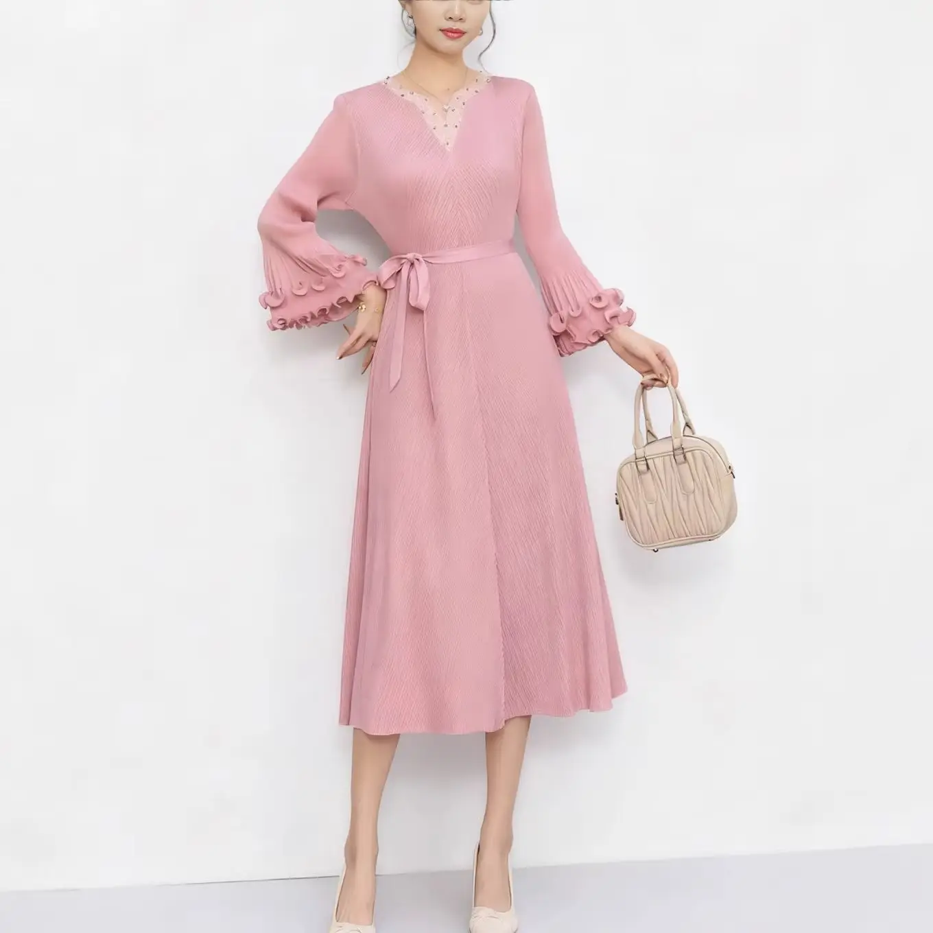 

Miyake Pleated 2026 New Fall and Spring Dresses Women's Mid-length Senior Sense of Ruffled Flared Sleeve Women's Clothing