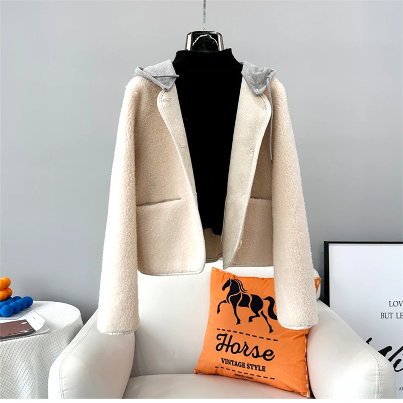 JT3376 Women's Winter Real Wool Fur Round Neck Coat Female Girl Warm Sheep Shearling Short Jacket With Detachable Hood