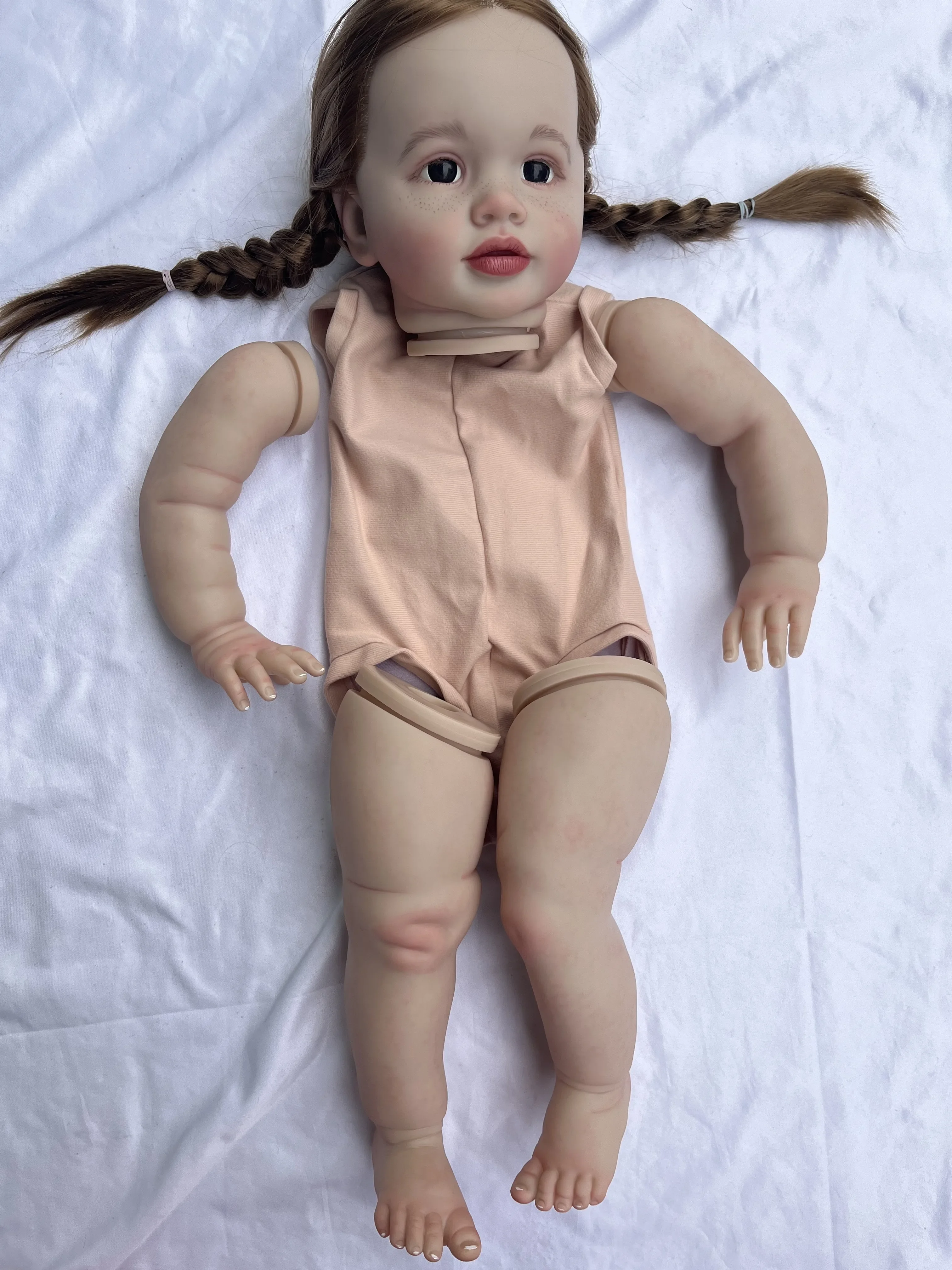 SINO-BB Maßgeschneidertes, limitiertes 26-Zoll-Reborn-Baby-Pippa mit handgewurzeltem Haar, bemaltes Kit, DIY-Teil, echte Fotos ohne Sommersprossen