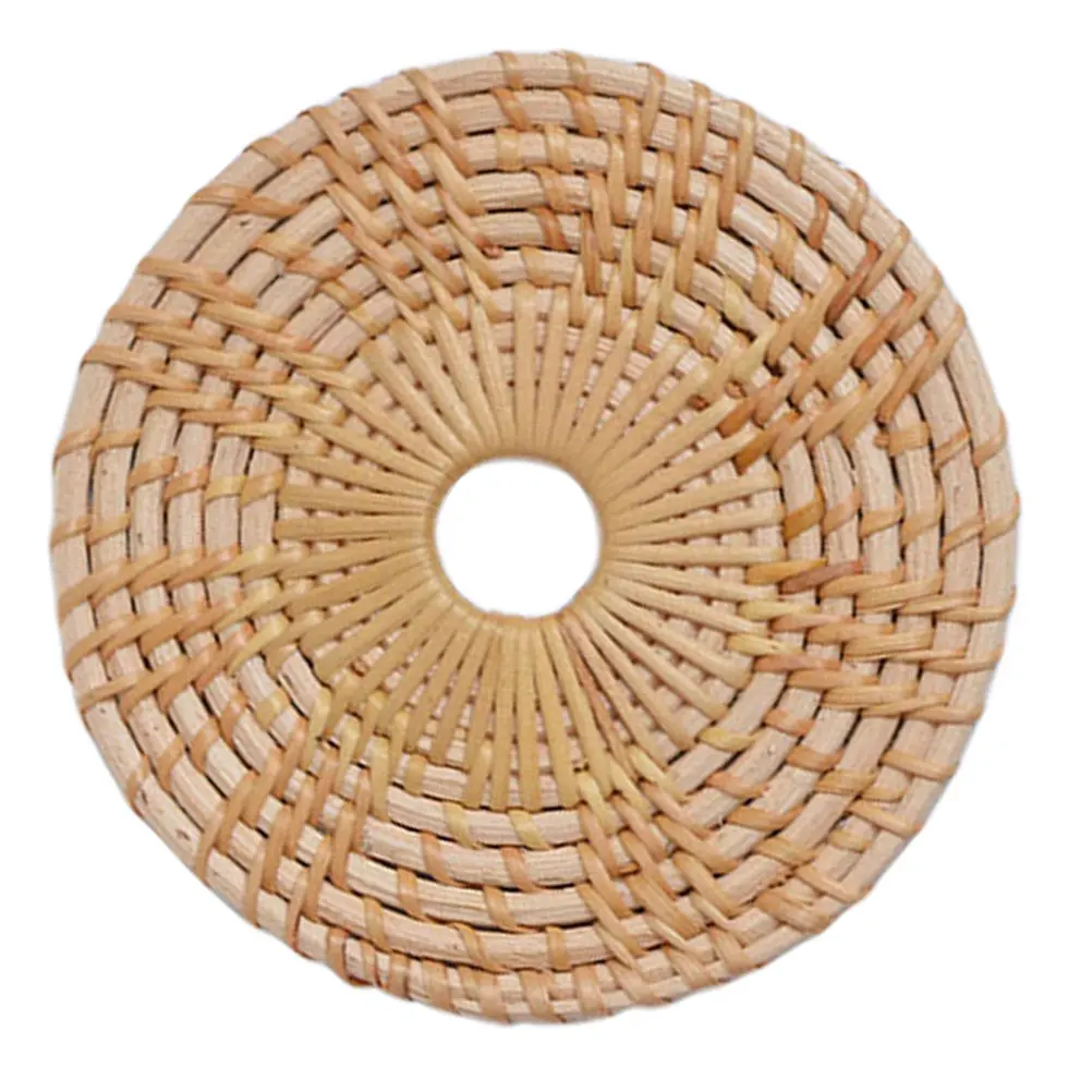 

8PCS Bamboo Woven Coasters Heat Insulation Placemat H made Rattan Cup Mats Reusable Sturdy Flower Design Table Protection Home