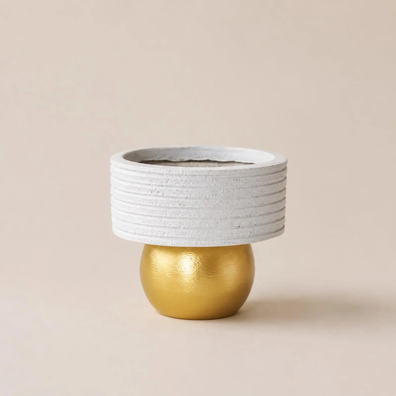 

Gold Hollow Vase Glossy Finish Travertine Vase Home Decor for Hotel