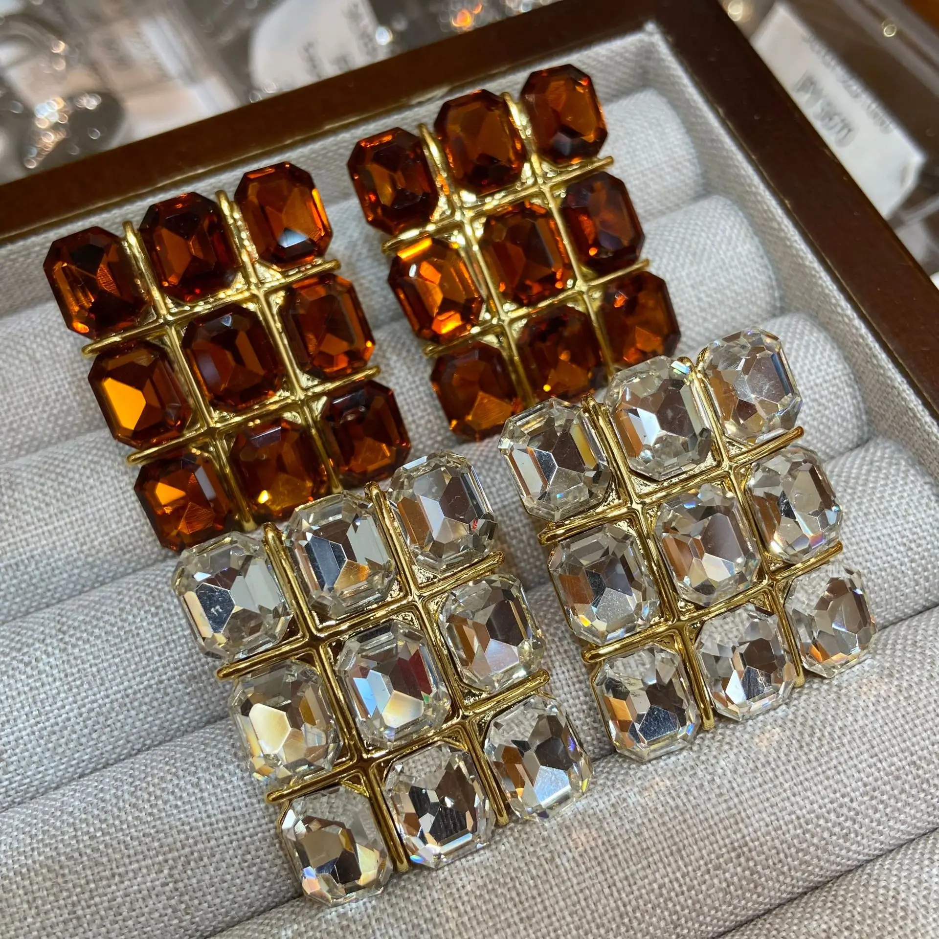 Coffee Glass Big Square Earrings Luxury Vintage Niche Design Nine-square Grid Eardrop Exquisite Court Style Party Jewelry Gift