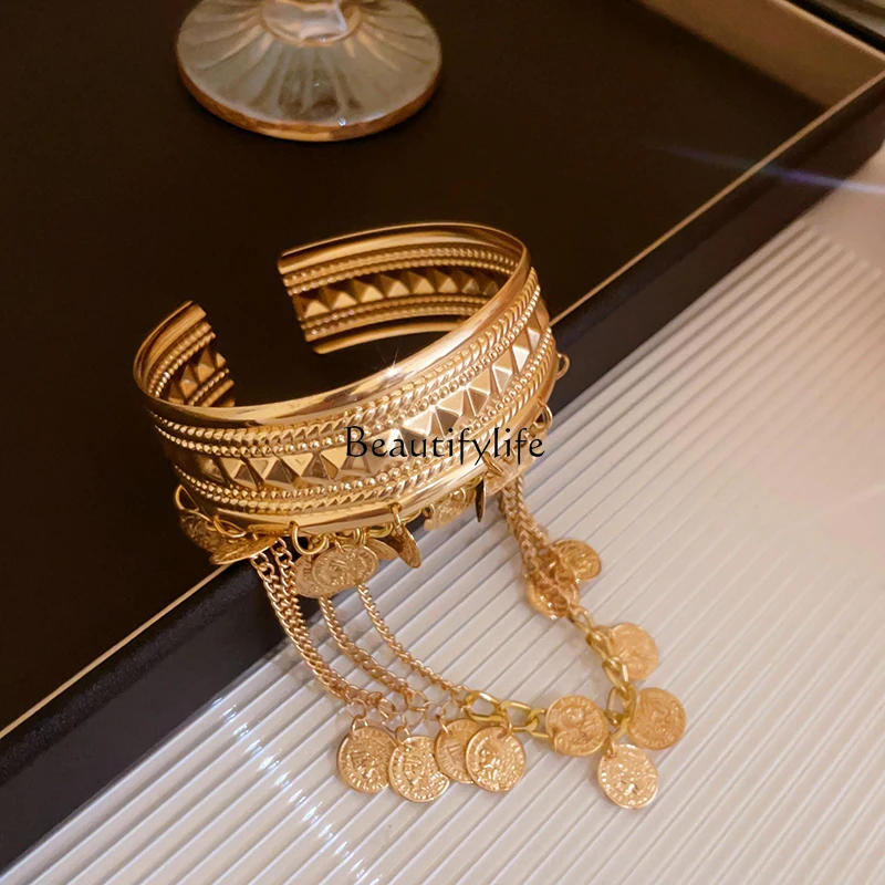 Exotic Gold Metal Tassel Arm Ring Greek Style Jewelry Exaggerated Bracelet Jewelry