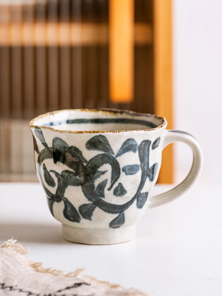 

Retro Japanese Sle Cerc Hand-Painted Cysanthemum Mugs Tea Cups Water Bottles Small Deer Tile Burnt Porcelain