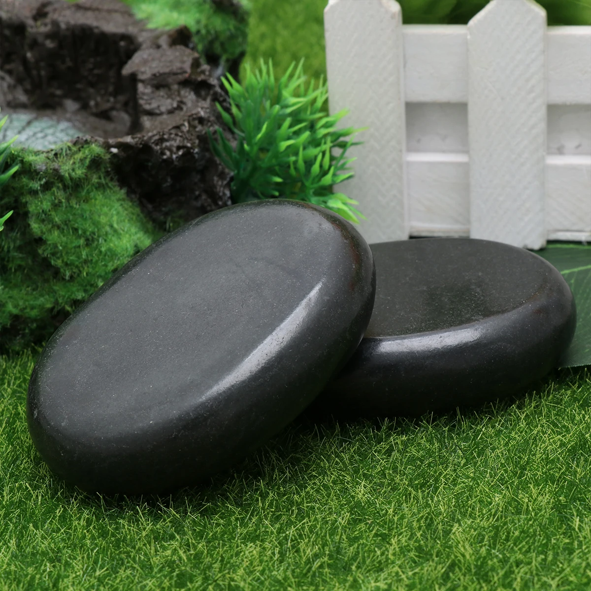2Pcs Black Volcano Stone Hot Massage Stones Natural Spa Energy Stones Pain Relief Black Massage Stone