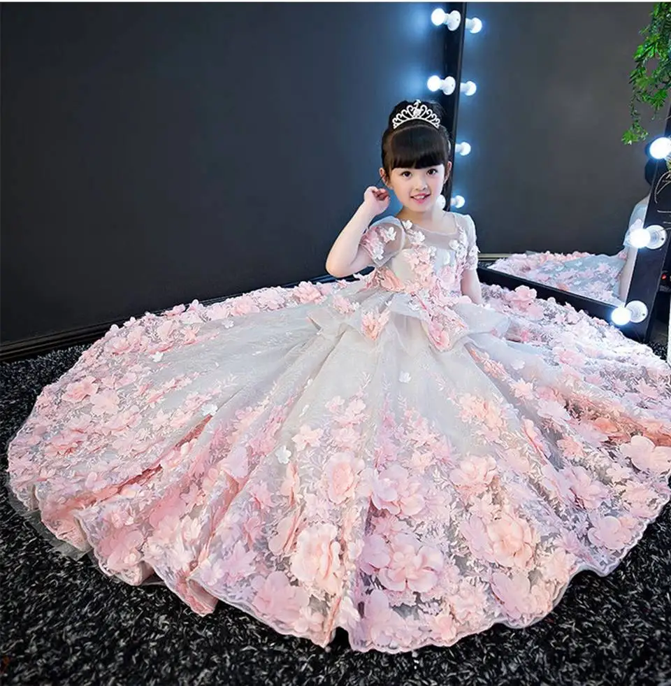 Maßgeschneiderte Luxus-Geburtstagskleider für Babymädchen O-Ausschnitt Rückenfreies Blumenmädchen-Festkleid 3D-Blumen-Applikationen Ballkleider – Detail 3
