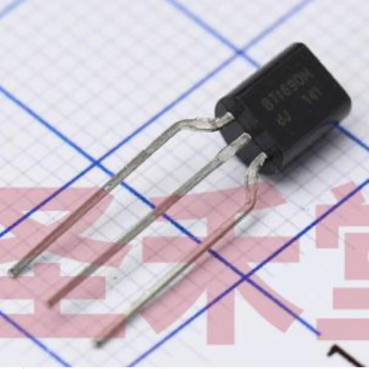 BT169DH BT169D,126 SCR 400V 800MA 5mA 9A TO 92-3 SOT54 Sensitive gate through-hole TO92 NEW Original BT169D Thyristor