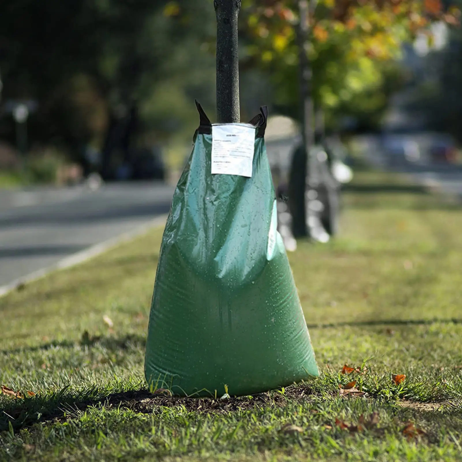 20 Gallon Drip Tree Watering Bags Slow Release Watering Bags for Trees Drip Irrigation Water Pouches 5-8 Hours Releasing Time