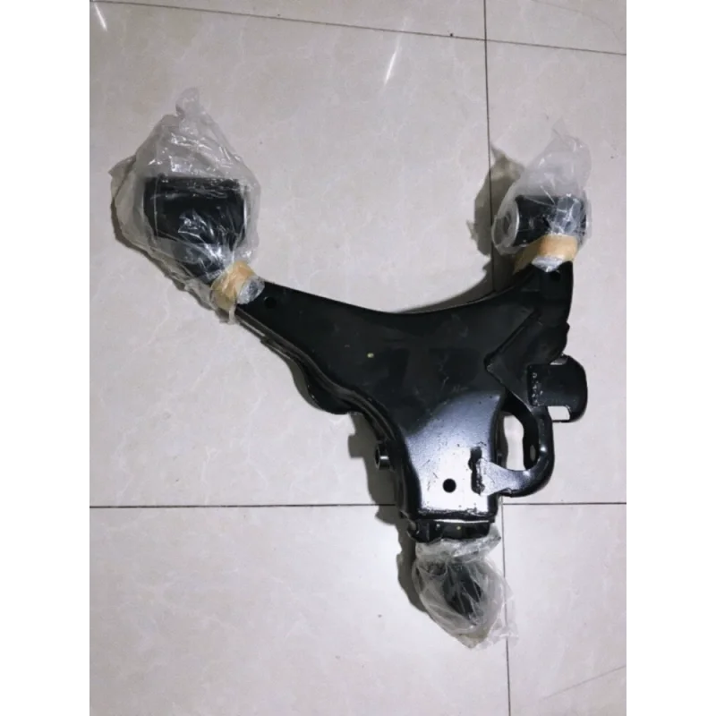

48069-60030 4806860030 Applicable to front lower arm of No.1 lower arm subassembly of Toyota Land Cruiser lexus LX450D/460/570 s