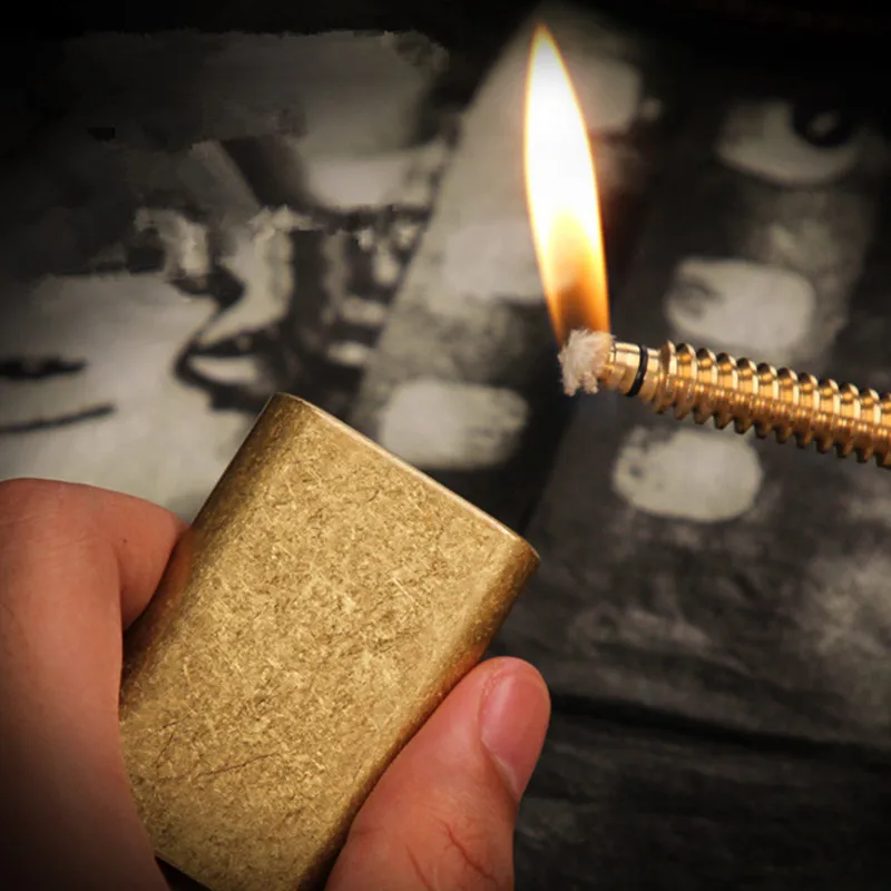 Old-fashioned Retro Personality Brass Kerosene Lighter Outdoor Windproof Fire Box 10,000 Times Match Plug Screw Lighter