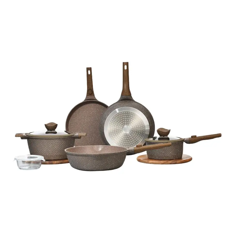 

Набор посуды из 8 предметов серии Fish Scale: современный дизайн, коричневый мрамор, алюминий, экологичный, с антипригарным покрытием, силиконовые и стеклянные крышки
