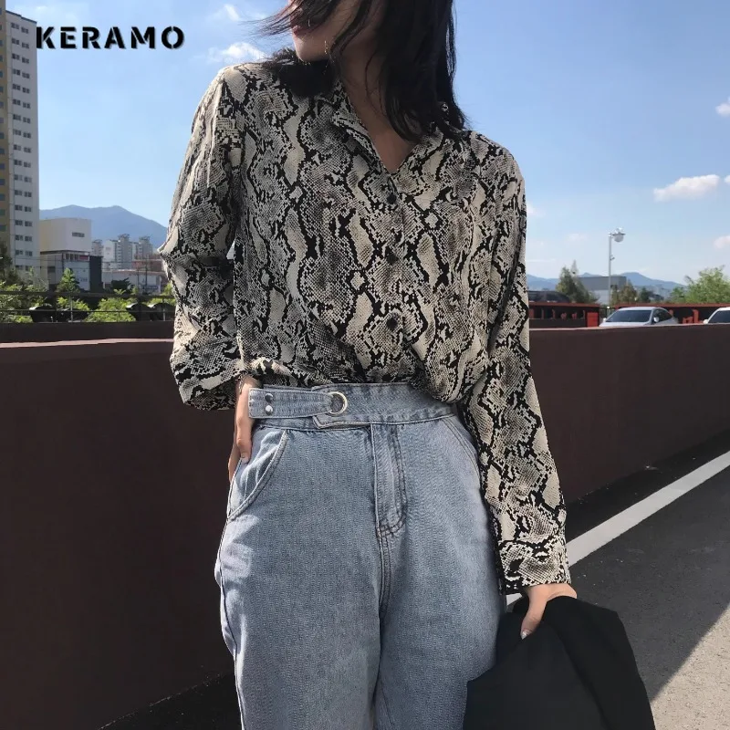 Retro Snake Printting Turn-down Collar Loose Fit Blouses 2024 Autumn Women\'s American Casual Long Sleeve Baggy Shirts Top