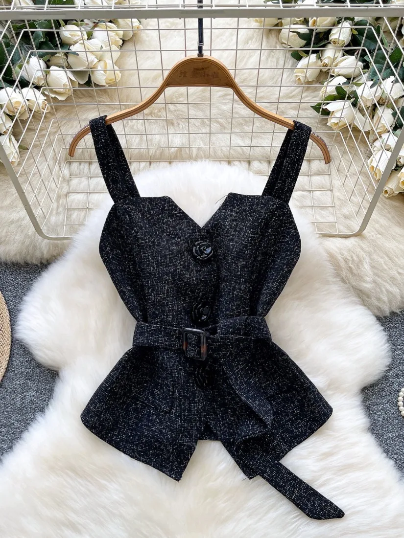 Foamlina Letni Elegancki Top na Ramiączkach Damski Seksowny Jednolity Dekolt V Bez Rękawów Odkryte Plecy Zapinany na Guziki Dopasowany z Paskiem Elegancki Krótki Top