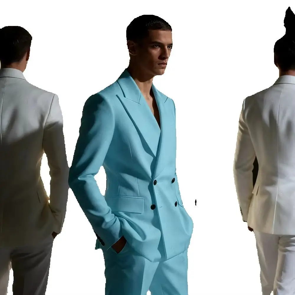 

Модный мужской свадебный костюм-двойка: приталенный пиджак с острыми лацканами и брюки. Формальный деловой наряд для торжеств, свадеб и вечеринок. Тёмный смокинг.