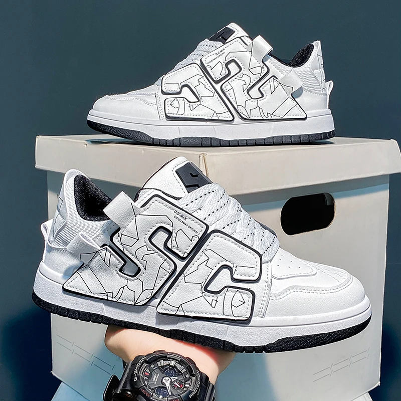 

Новые мужские спортивные парусиновые туфли для занятий спортом на открытом воздухе — легкий и удобный дизайн с толстой подошвой для амортизации и поддержки. Идеально подходит для пеших