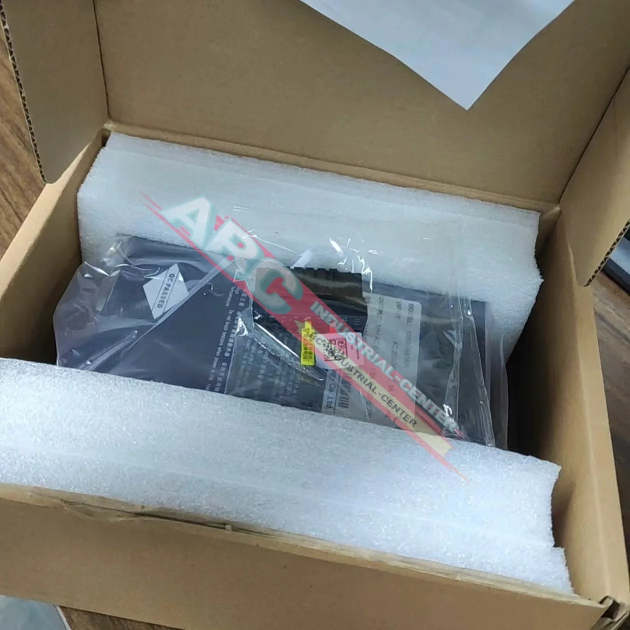 서보 드라이버 SV630AT8R4I 100% 새 제품 SV630NS2R8I