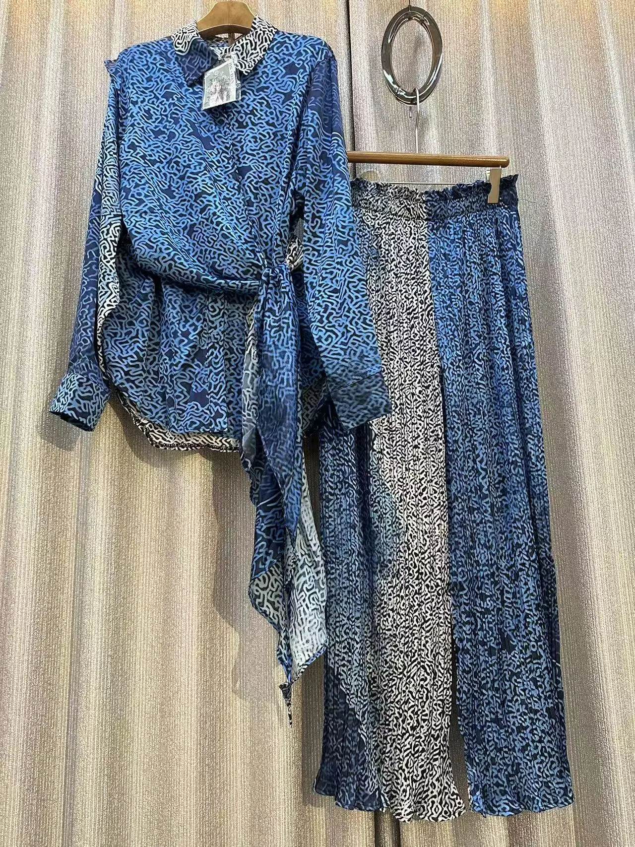 Jarlrysberg – costumes imprimés de rue pour femmes, manches longues, Design à lacets, hauts + pantalons plissés, mode d'automne, ensemble de 2 pièces de luxe léger