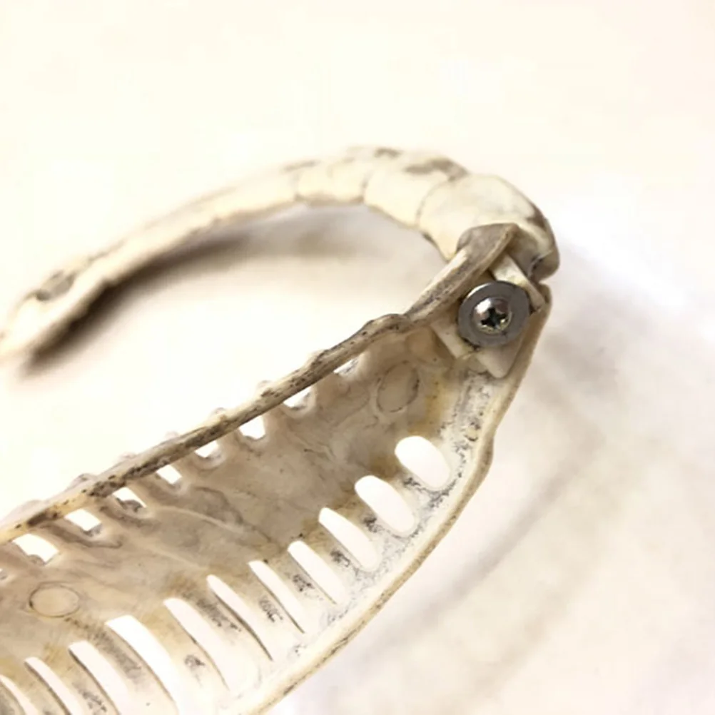 

1 шт. пластиковые реалистичные светящиеся скорпионы Хэллоуин розыгрыш поддельные жуки моделирование насекомых украшения многоразовые светящиеся