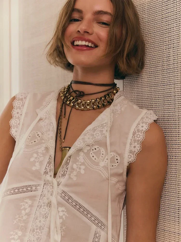 Lace Hollow Embroidery Top Women's Elegant Lace-up Round Neck Sleeveless Cropped Vest 2026 New Lady Daily Park Dating Blouse