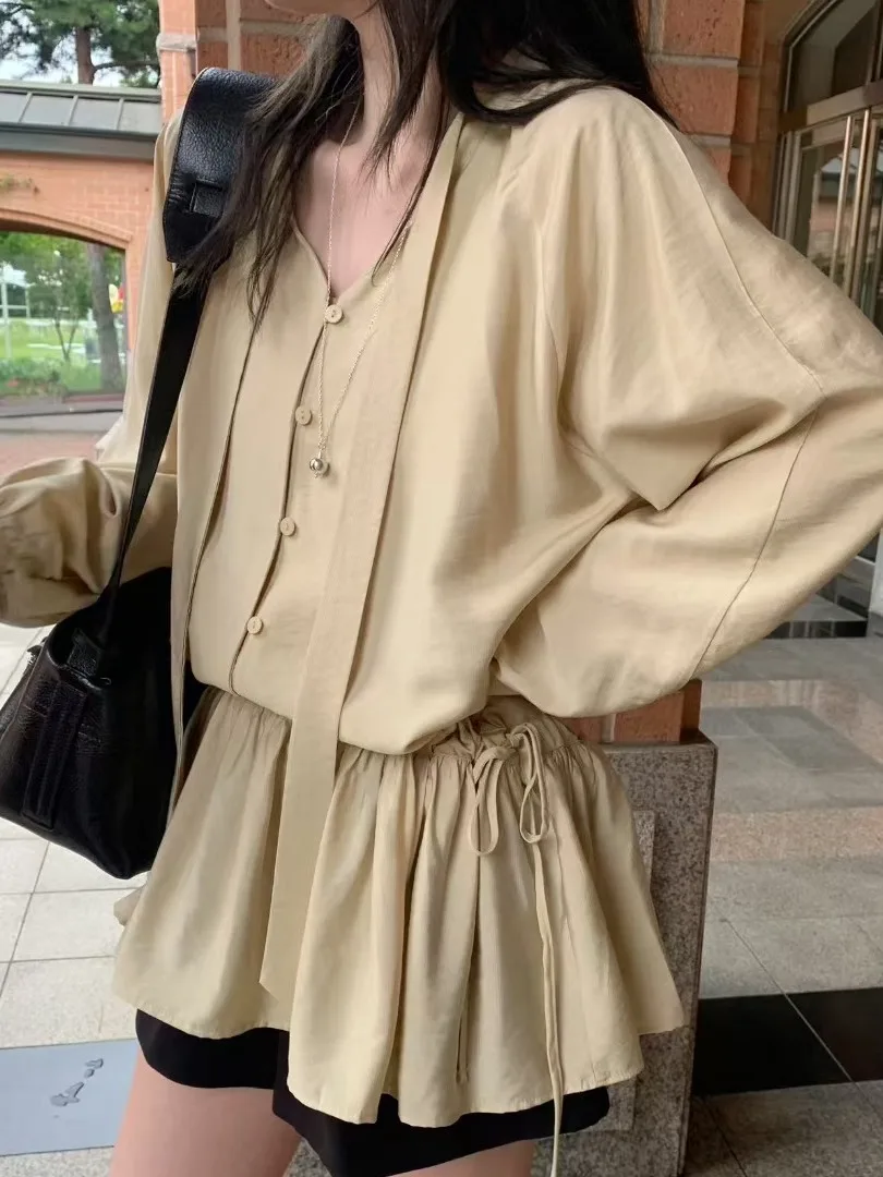 تصميم كوري Sle مربوط بشكل حلو على الخصر ثنيات Dr للسيدات تصميم خريفي أبيض irt طويل Sve للفتيات متعدد الاستخدامات Dr