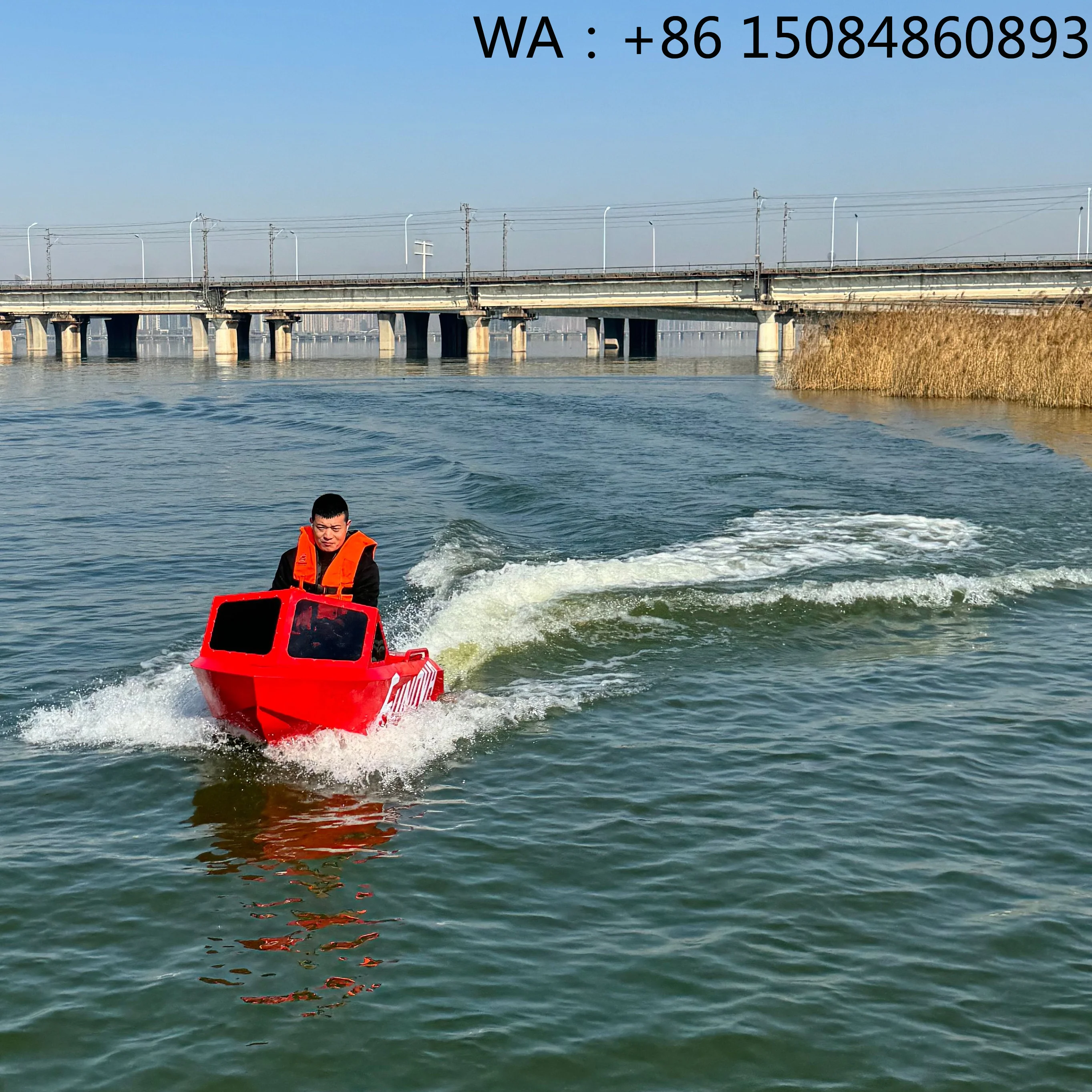 Coastal Area Recreation Jet Boat, High Endurance Stable Power Component For Multi Scene Water Sports Activity