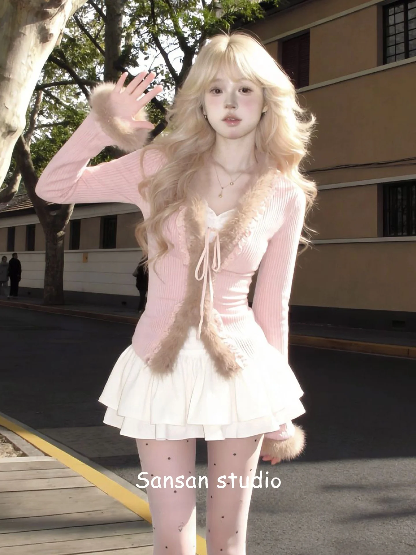 

Slim Fit V-Ne Knitted Open Cardigan Women's Early Spring Furry Patchwork Base irt Sexy Girl Sle Inner Wear Top