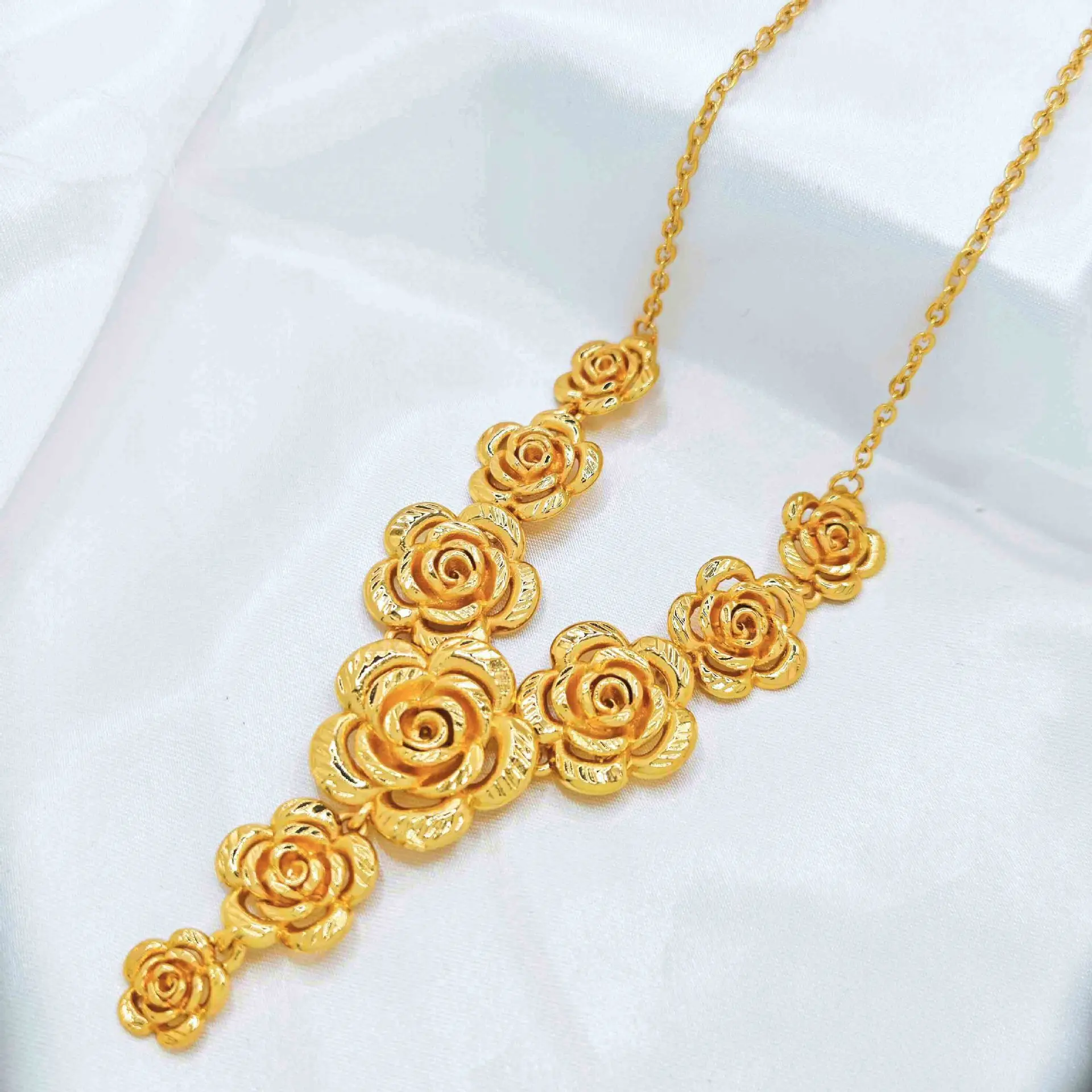 

Luxury 24K 9999 Pure Gold real gold Rose Necklace Same Wedding Bride Flower Wedding Flower Collarbone Necklace