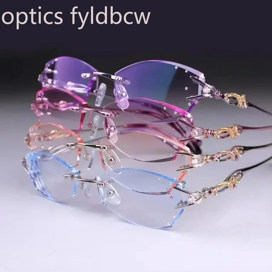 

Женские очки для дальнозоркости +100+150+175+225+250+275+325+350, оптические, по индивидуальному рецепту, модные, без оправы, коррекция астигматизма