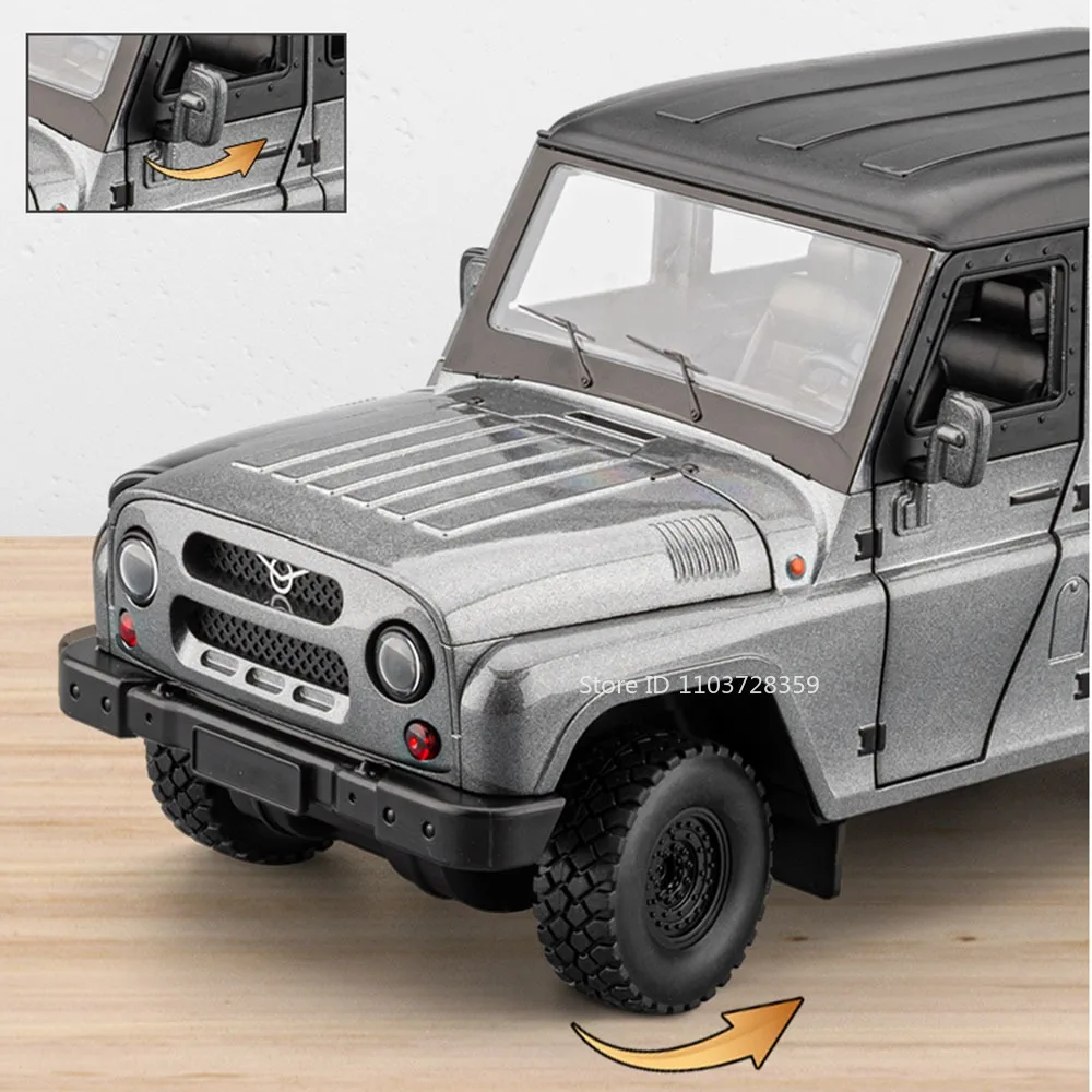 1:18 Scale UAZ Hunter VAN Car Toy Models Alloy Diecast Off-road Vehicles Sound Light Doors Opened Pull Back for Children Gifts
