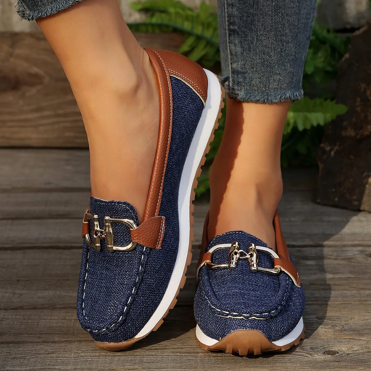 Casual sportschoenen voor dames met comfortabele zachte zool en metalen kettingdecor, loafers