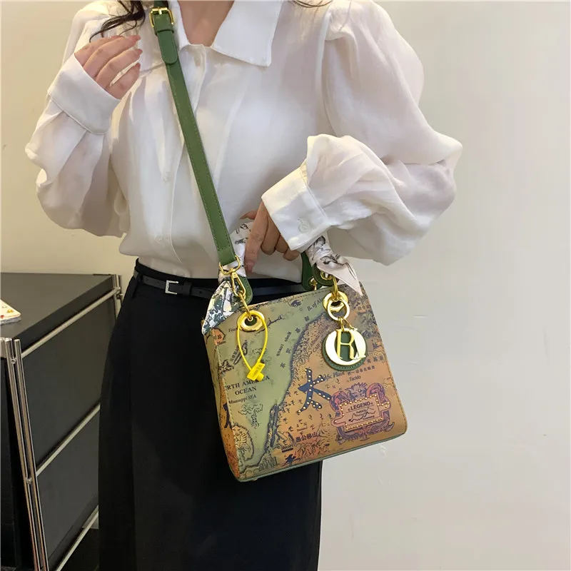 

Elegant Classic Leather Messenger Bag Women Crossbody, Shoulder Handbags Tote Bags, Popular Luxury Brand Designer