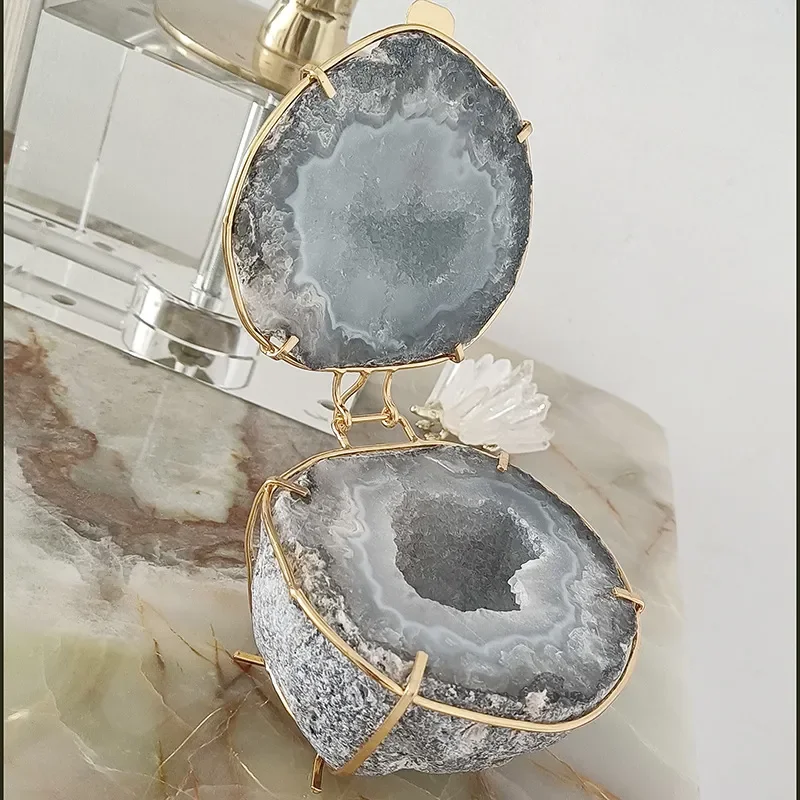 Natural Agate Crystal Jewelry Box Handmade Cornucopia Shape Desktop Decoration Ornament Unique Pattern Stone Container Gift