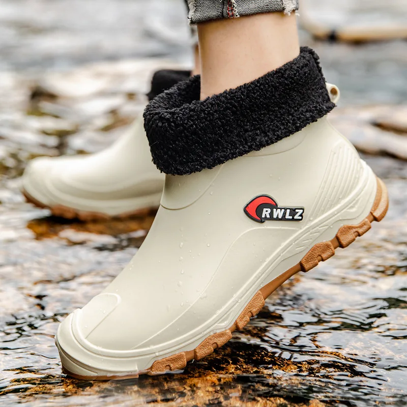 Men New Short-tube Rain Boots Outside Work Street Shoes Waterproof Boots Fashion Rain Boots Fashion Wear-resistant Plastic Shoes