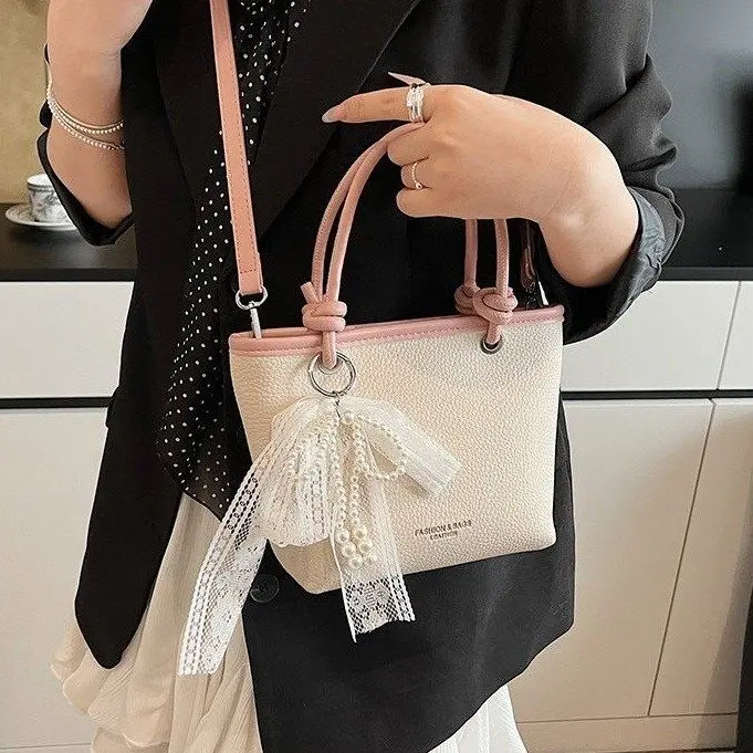 

2025 Autumn 264 New Shoulder Bag Fashion Lace Handbag Exquisite Versatile Commuter Messenger Bag Bucket Bag